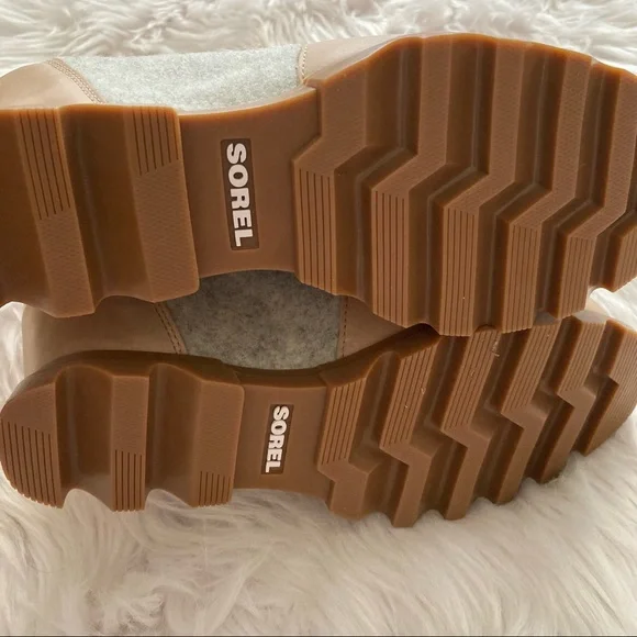 NIB Women’s Sz 8.5 Sorel Joan of the Arctic Wedge III Lexie Boots in Natural Tan - Picture 9 of 13